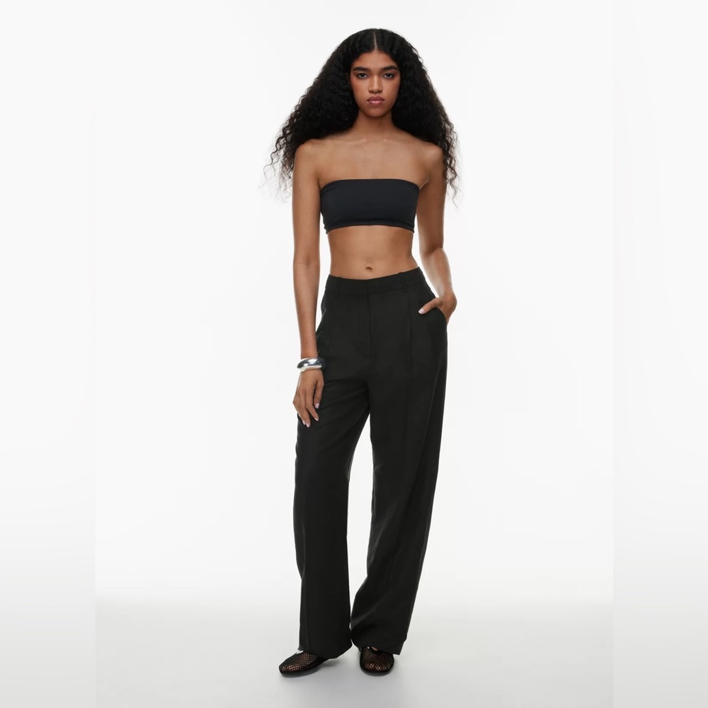 NWOT Aritzia The Effortless Pant Black Linen